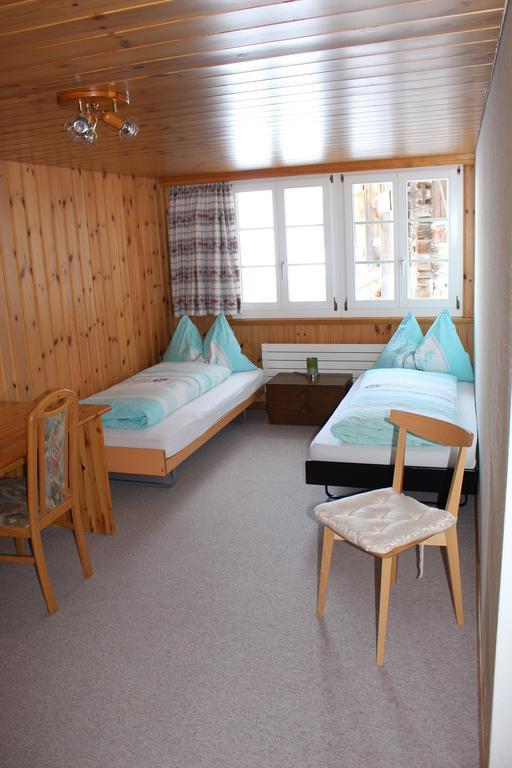 Chalet Spinne Grindelwald Habitación foto